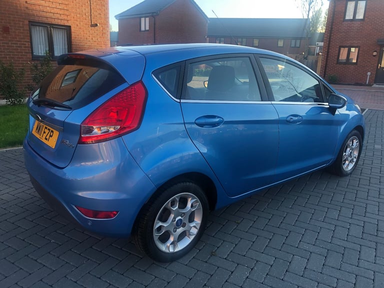 Ford Fiesta (11) Zetec 1.4 TDCi Diesel 5dr. Long MOT. £20 tax. 60 MPG. Low insurance. Brilliant cond