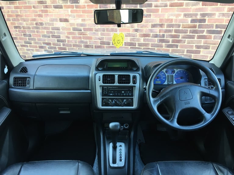 MITSUBISHI SHOGUN PININ AUTO ULEZ 1.8 PETROL 3 DOOR AUTOMATIC 