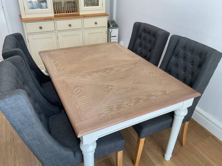 Cotswold dining table and chairs 