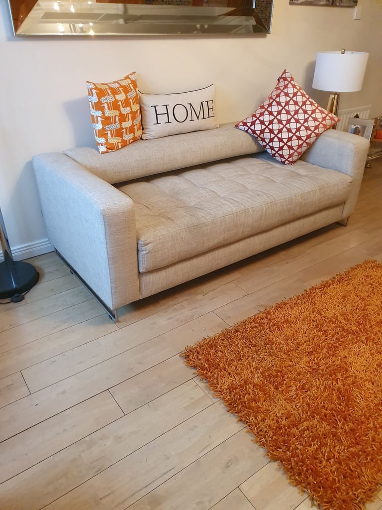 image for Large fama settee