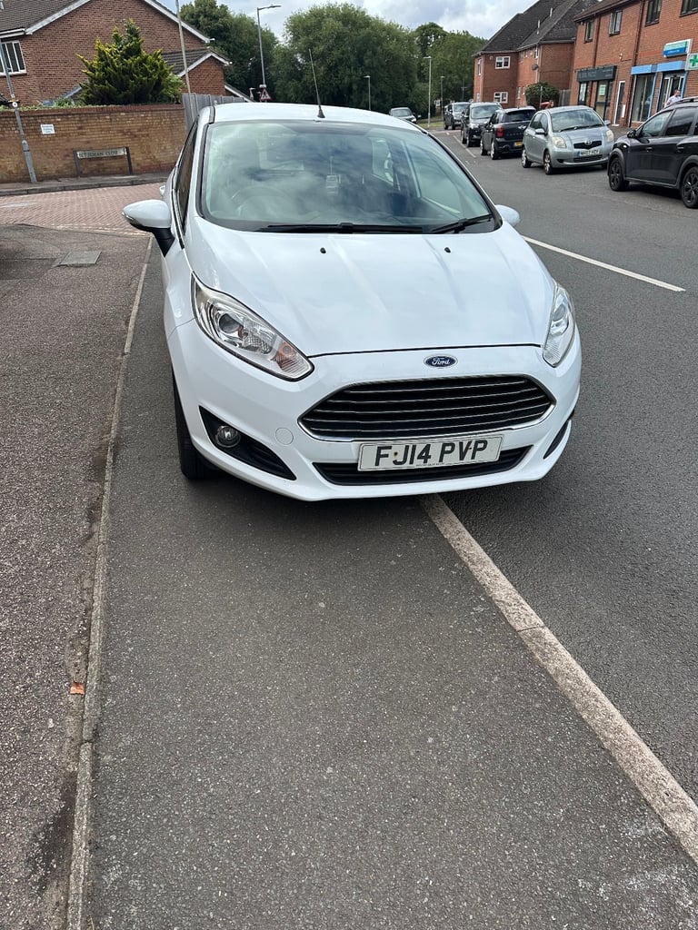 Ford Fiesta 1.2 Zetec 5 door hatchback 2014
