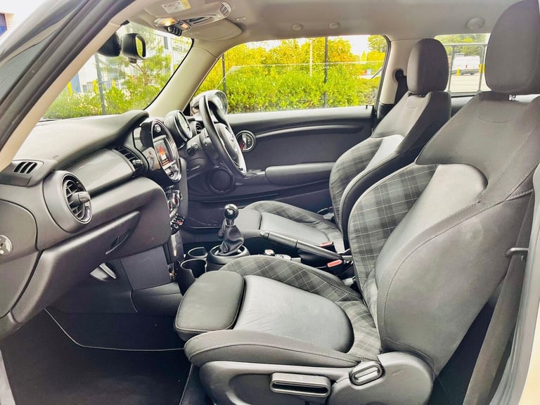 2018 MINI Hatch 1.5 Cooper D Euro 6 (s/s) 3dr HATCHBACK Diesel Manual