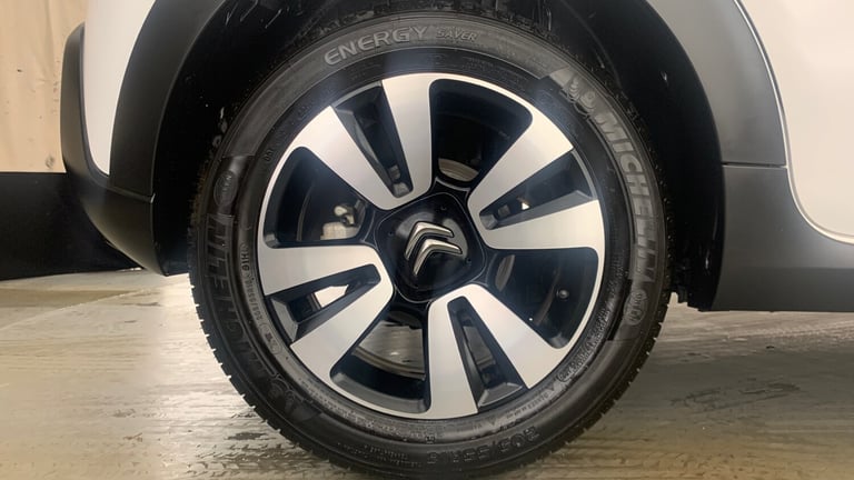 2024 Citroen C3 1.2 PureTech PLUS Hatchback 5dr Petrol EAT6 Euro 6 (s/s) (110 ps) Hatchback Petro...
