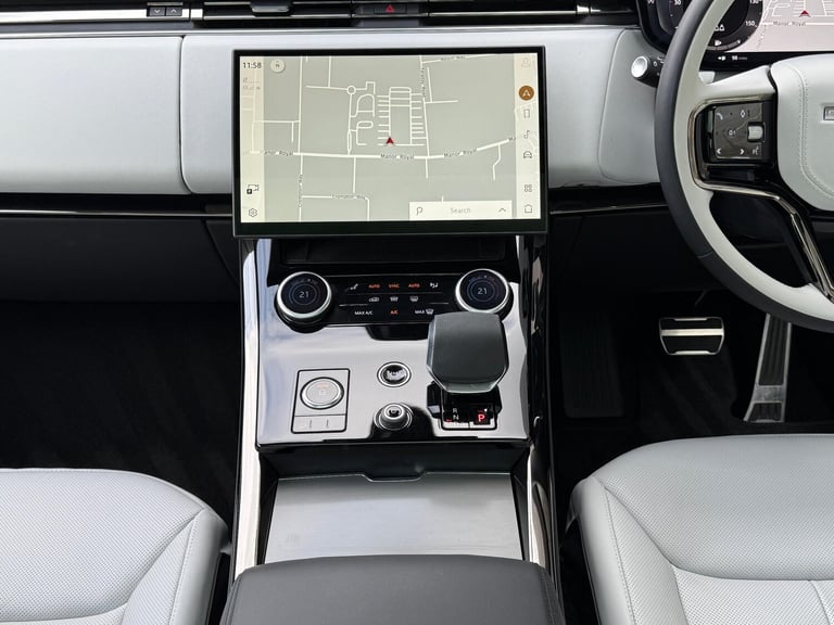 2023 Land Rover Range Rover Sport 3.0 D300 MHEV Dynamic SE SUV 5dr Diesel Auto 4WD Euro 6 (s/s) (...