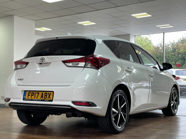 2017 Toyota Auris 1.2T Design TSS 5dr HATCHBACK PETROL Manual