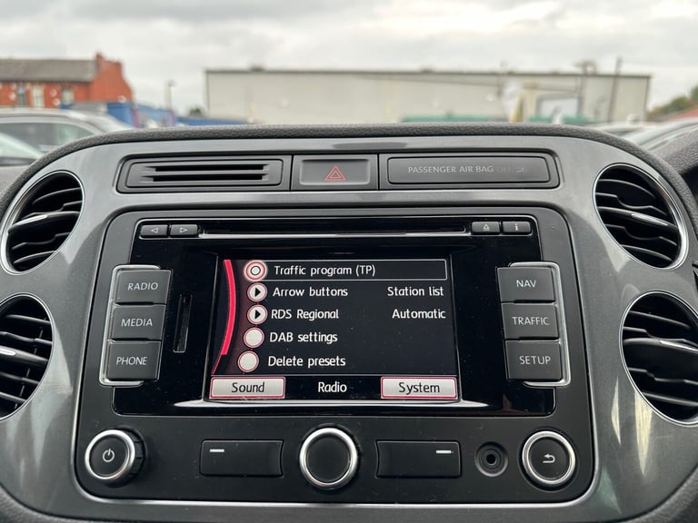 2013 Volkswagen Tiguan 2.0 TDI BlueMotion Tech Match DSG 4WD Euro 5 (s/s) 5dr ESTATE Diesel Autom...