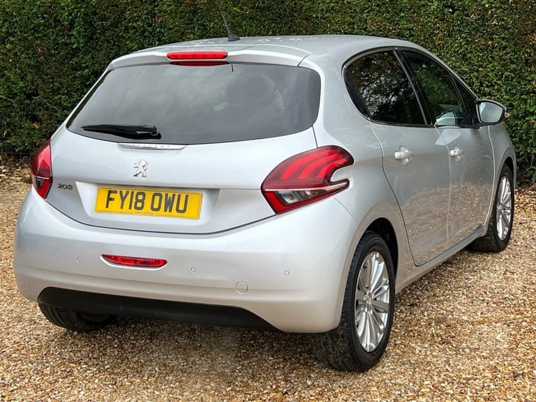 2018 Peugeot 208 1.2 PureTech Allure Hatchback 5dr Petrol EAT Euro 6 (s/s) (110 ps) Hatchback Pet...