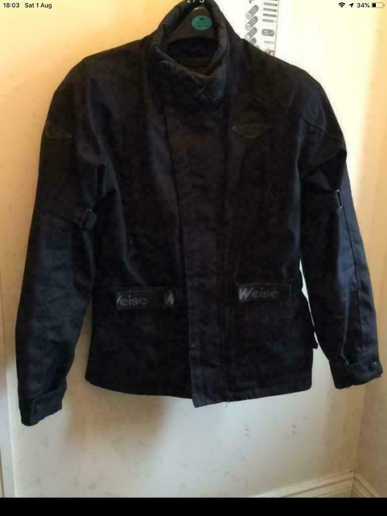 image for Weise pre-owned motorcycle jacket medium size fully armoured elbow and shoulder. Good condition 