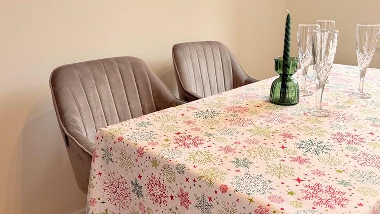 Eujenia’s Home Waterproof Christmas Tablecloth 180x200 cm Rectangular Cotton Handmade