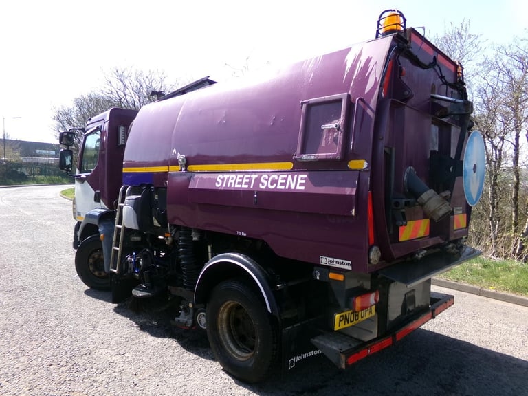 2008 (08) LEYLAND DAF LF55.220 DUAL SWEEPER. JOHNSTON BODY. JET WASH. EX COUNCIL