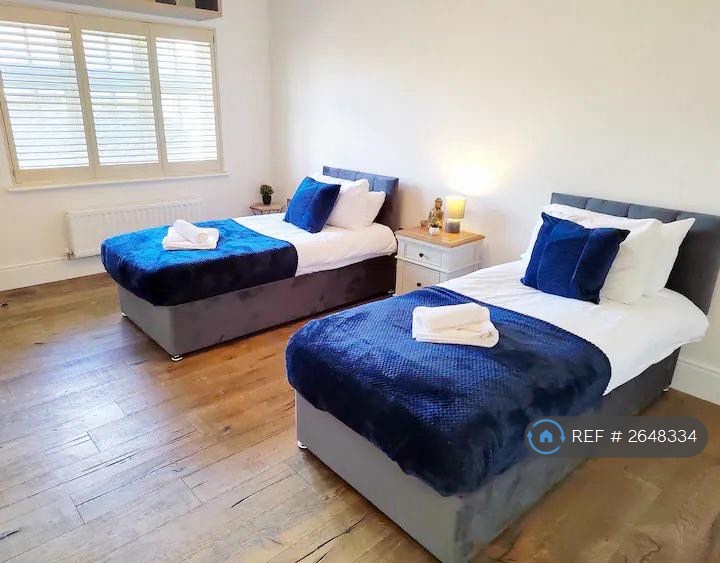 2 bedroom flat in Hauxton, Hauxton, Cambridge, CB22 (2 bed) (#2648334)