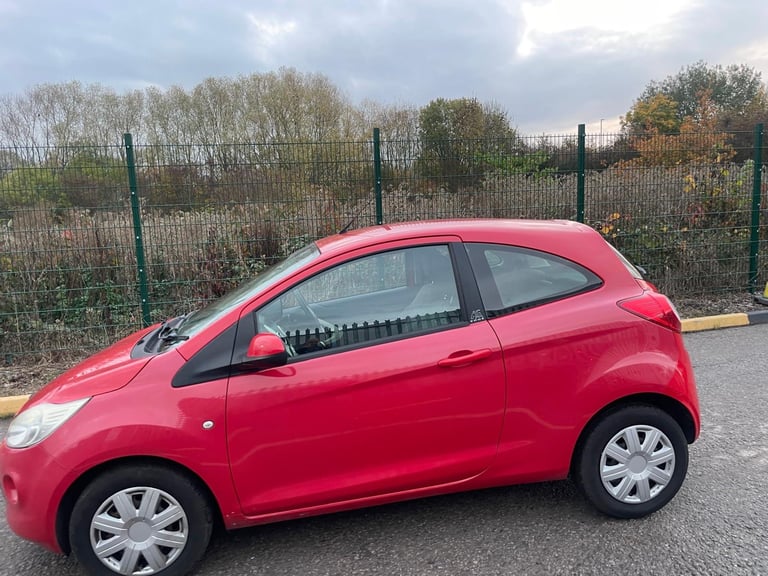 FORD KA 1.2 EDGE S/S 13 REG RED 3 DOOR HATCHBACK MOT JANUARY 28TH 2026 TAX £35 SERVICE HISTORY
