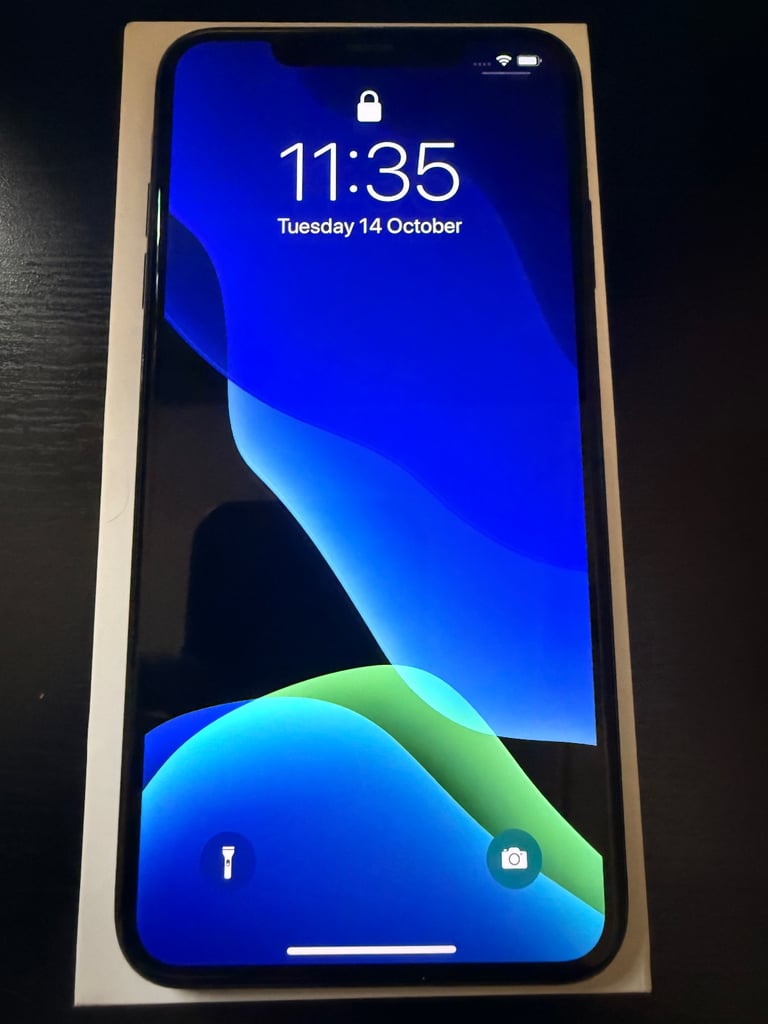 image for iPhone XS Max 64GB