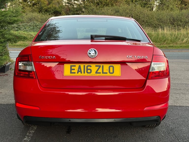 2016 Skoda Octavia 1.6 TDI SE DSG Euro 6 (s/s) 5dr HATCHBACK Diesel Automatic