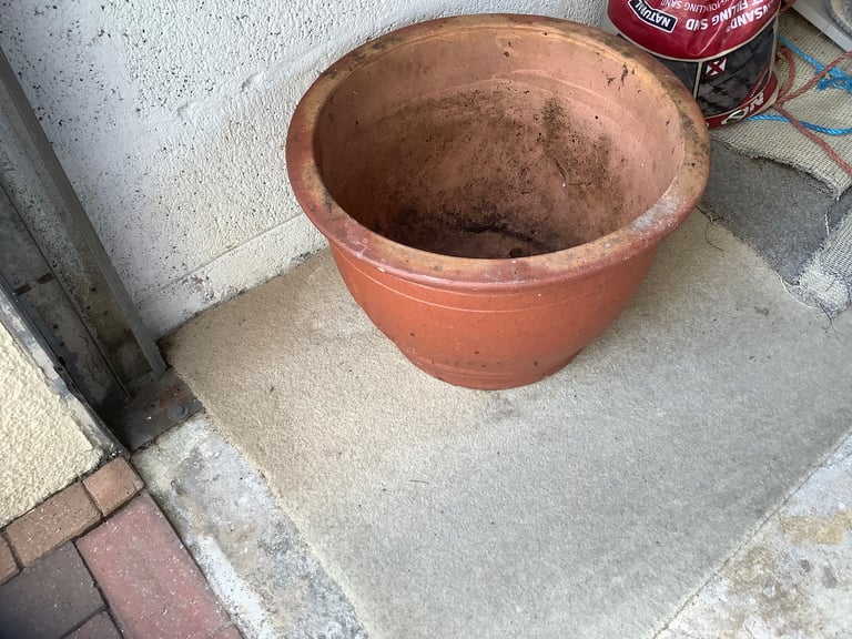 Garden pot