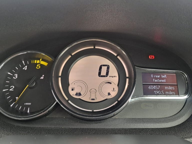 2015 Renault Megane 1.5 dCi Dynamique Nav Euro 6 (s/s) 5dr HATCHBACK Diesel Manual
