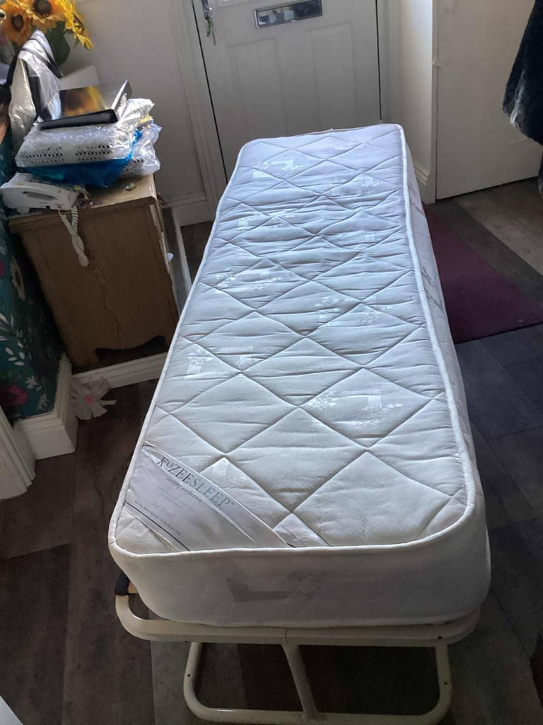 Caravan/occasional bed. Free to collector