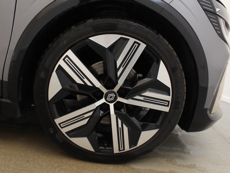 2023 Renault Megane E Tech EV60 160kW Iconic 60kWh Optimum Charge 5dr Auto Hatchback Electric Aut...