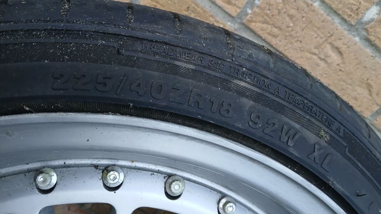 Jr10 18inch alloy wheels and tyres 5x100/5x114