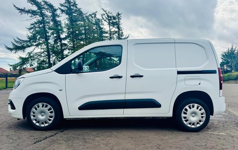 VAUXHALL COMBO 1.6 Turbo D 2300 Sportive 2020