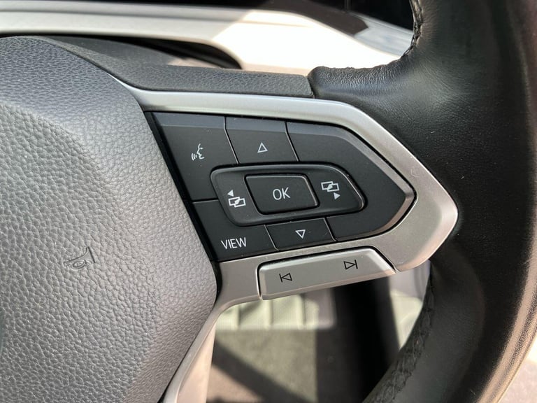 2021 Volkswagen Golf LIFE TSI ESTATE Petrol Manual