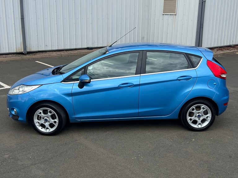 2012 Ford Fiesta 1.4 Zetec 5dr HATCHBACK Petrol Manual