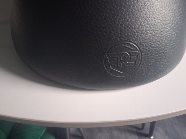 Royal Enfield Interceptor seat