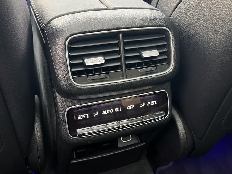 2021 Mercedes-Benz GLE 2.9 GLE400d AMG Line (Premium Plus) G-Tronic 4MATIC Euro 6 (s/s) 5dr (7 Se...