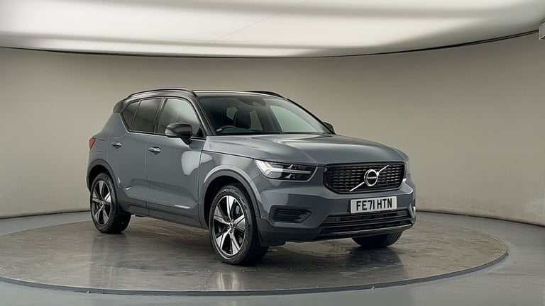 image for 2022 Volvo XC40 R-Design T4 (211 hp) Auto SUV Petrol/Electric Hybrid Automatic