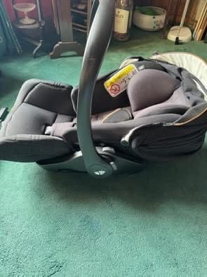 Joie Signature i level Infant car seat and Base | in Stirling | Gumtree