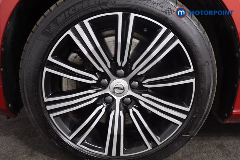 2021 Volvo V60 2.0 T6 Recharge PHEV Inscription 5dr AWD Auto ESTATE PETROL/ELECTRIC Automatic