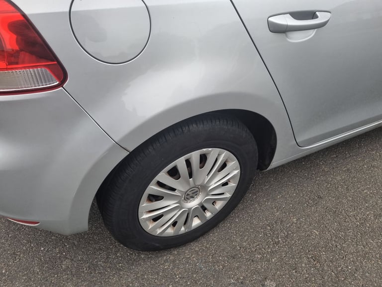 Volkswagen, GOLF, Hatchback, 2011, Manual, 1197 (cc), 5 doors 70K Miles