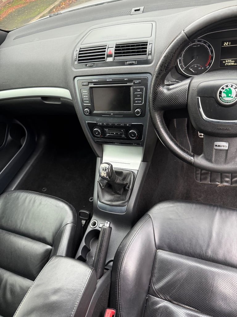 Skoda, OCTAVIA, Hatchback, 2010, Manual, 1968 (cc), 5 doors