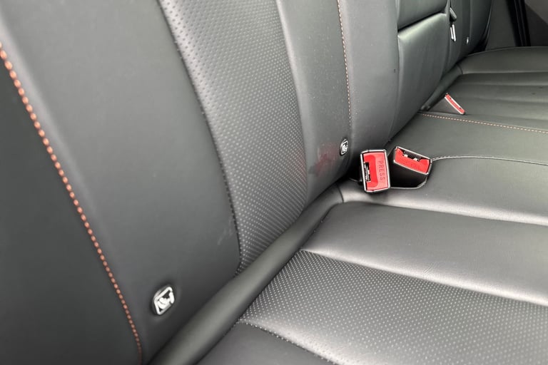 2025 MG MG HS 106290 Hatchback Petrol Manual