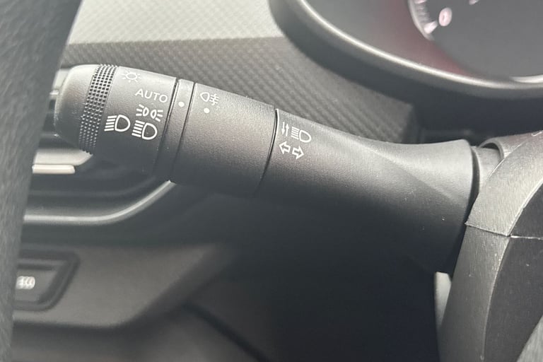 2023 Dacia Sandero 100946 Hatchback Petrol Manual