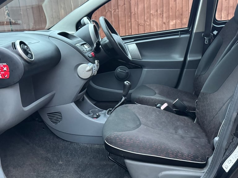 2009 Peugeot 107 1.0 Verve Hatchback 5 Door Petrol Manual £20 Road Tax Long Mot
