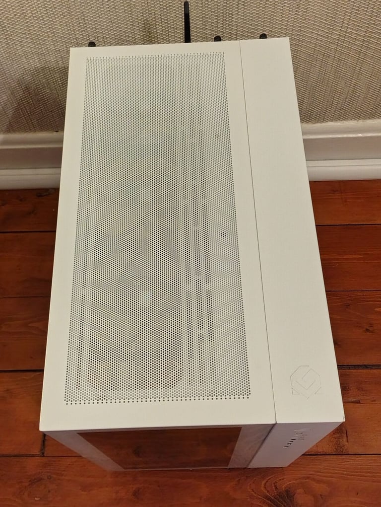 Gaming PC - Ryzen 5500, RX 6600 XT, 16GB DDR4, 1TB, Windows 11 Pro, aRGB