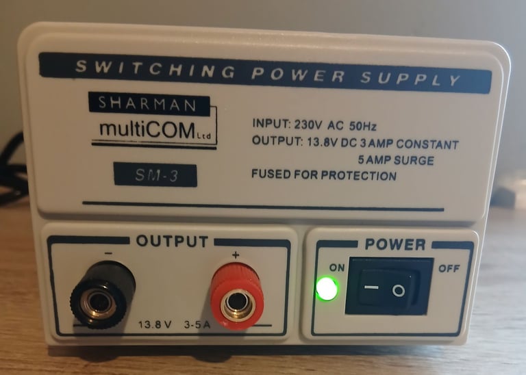 C.B. POWER SUPPLY 3-5AMP