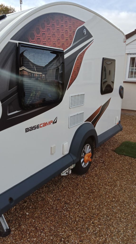 Caravan for sale17800