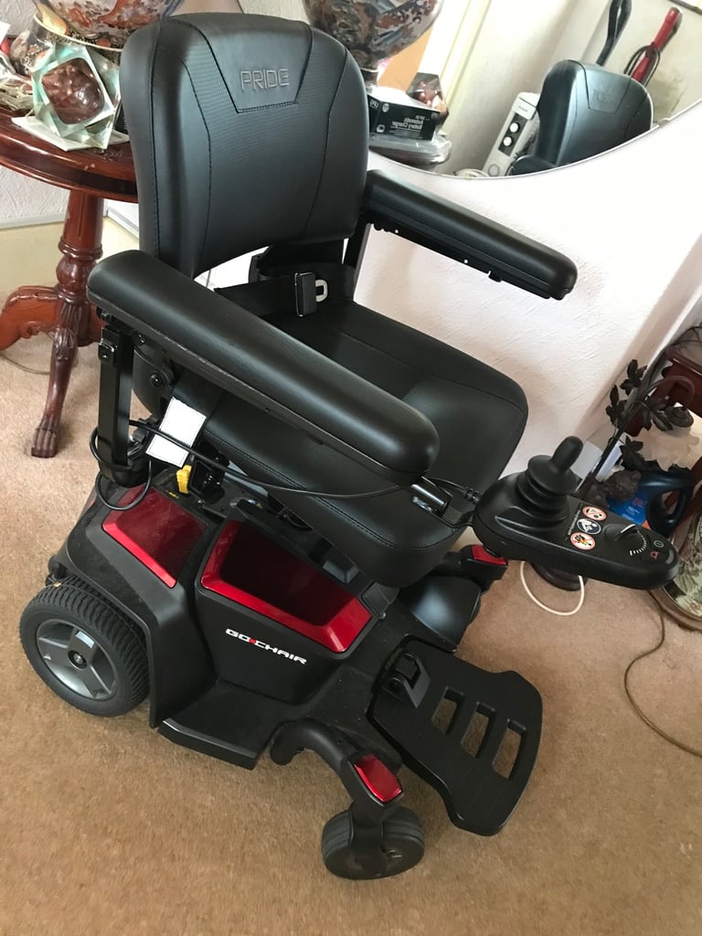 Electric/battery indoor wheelchair