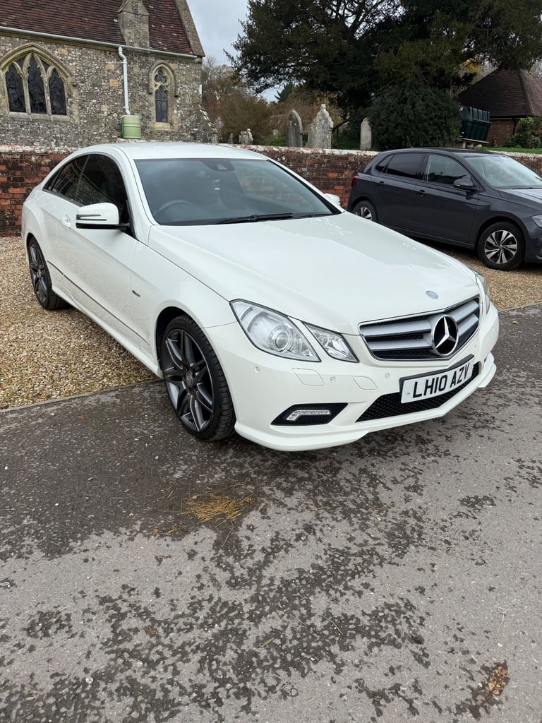 image for Mercedes-Benz, E CLASS, Coupe, 2010, Semi-Auto, 2987 (cc), 2 doors