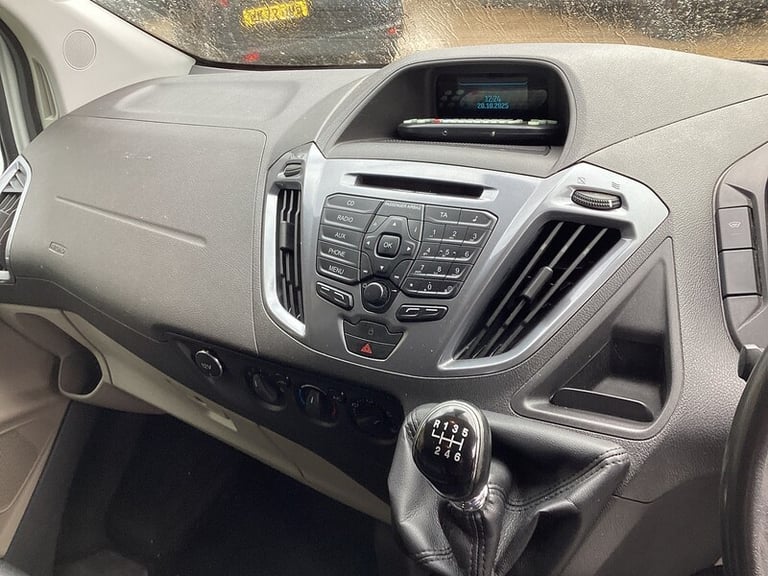 2016 Ford Transit Custom TDCi 290 Limited SWB L/R Crewvan A/C Combi Van Diesel Manual