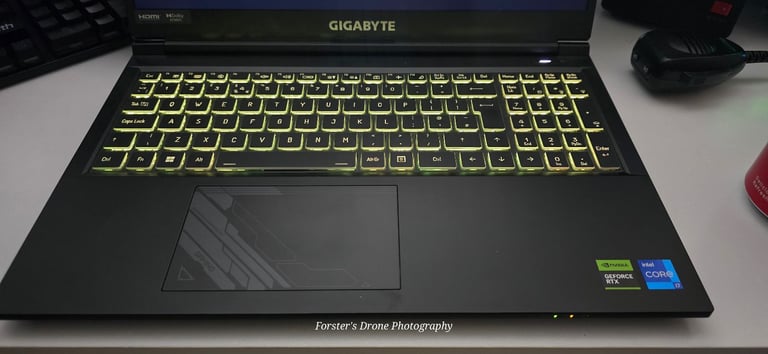 Gaming laptop gigabyte 