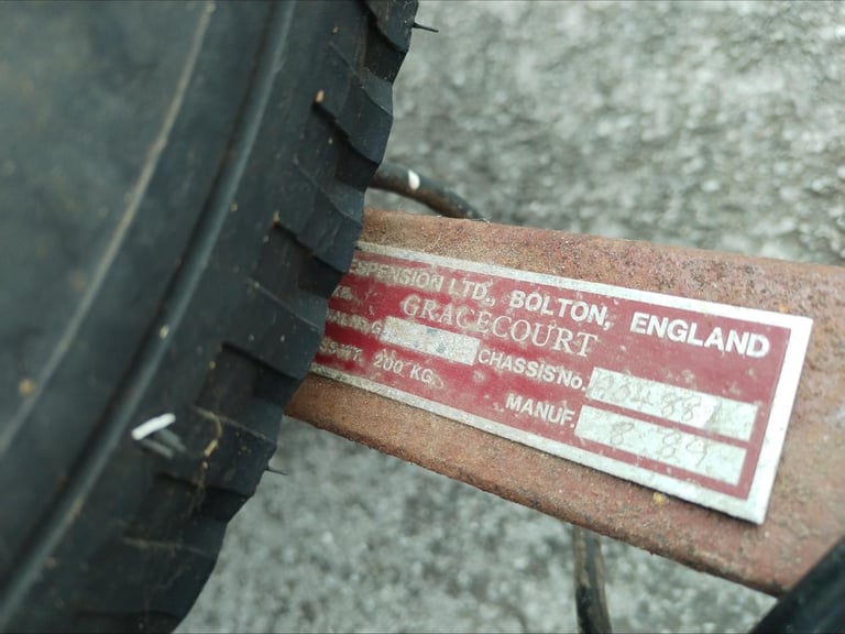 HONEYFIELD BOX CAMPING TRAILER TOWING C/W SPARE WHEEL & COVER 