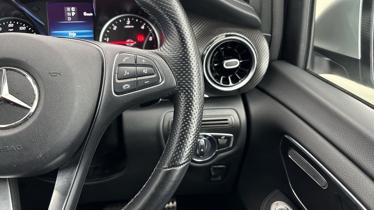 2023 Mercedes-Benz V-Class 2.0 V300d AMG Line MPV 5dr Diesel G-Tronic+ Euro 6 (s/s) XLWB (237 ps)...