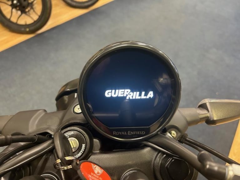 ROYAL ENFIELD GUERRILLA 450  **1460mls**