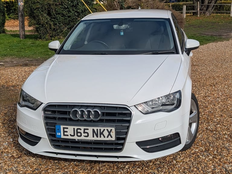 Audi, A3, 2015, Manual, 1968 (cc), 5 door, long MoT 