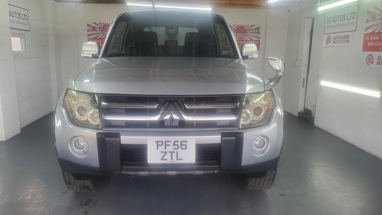 mitsubishi pajero 3.8 v6 4wd automatic 3 door in silver fresh japanese import 07