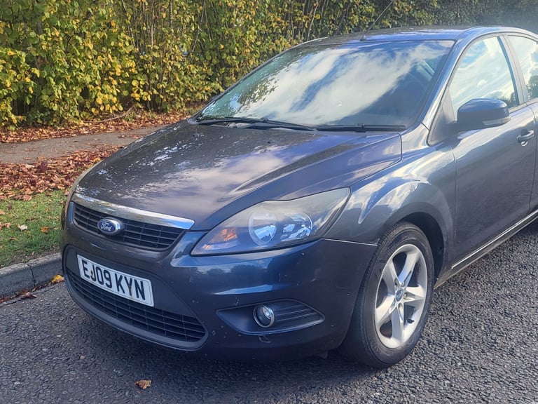 2009 ford focus 1.6 zetec. New cambelt this july!