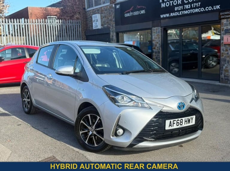 2018 Toyota Yaris 1.5 VVT-h Icon Tech Hatchback 5dr Petrol Hybrid E-CVT Euro 6 (s/s) (100 ps) Hat...
